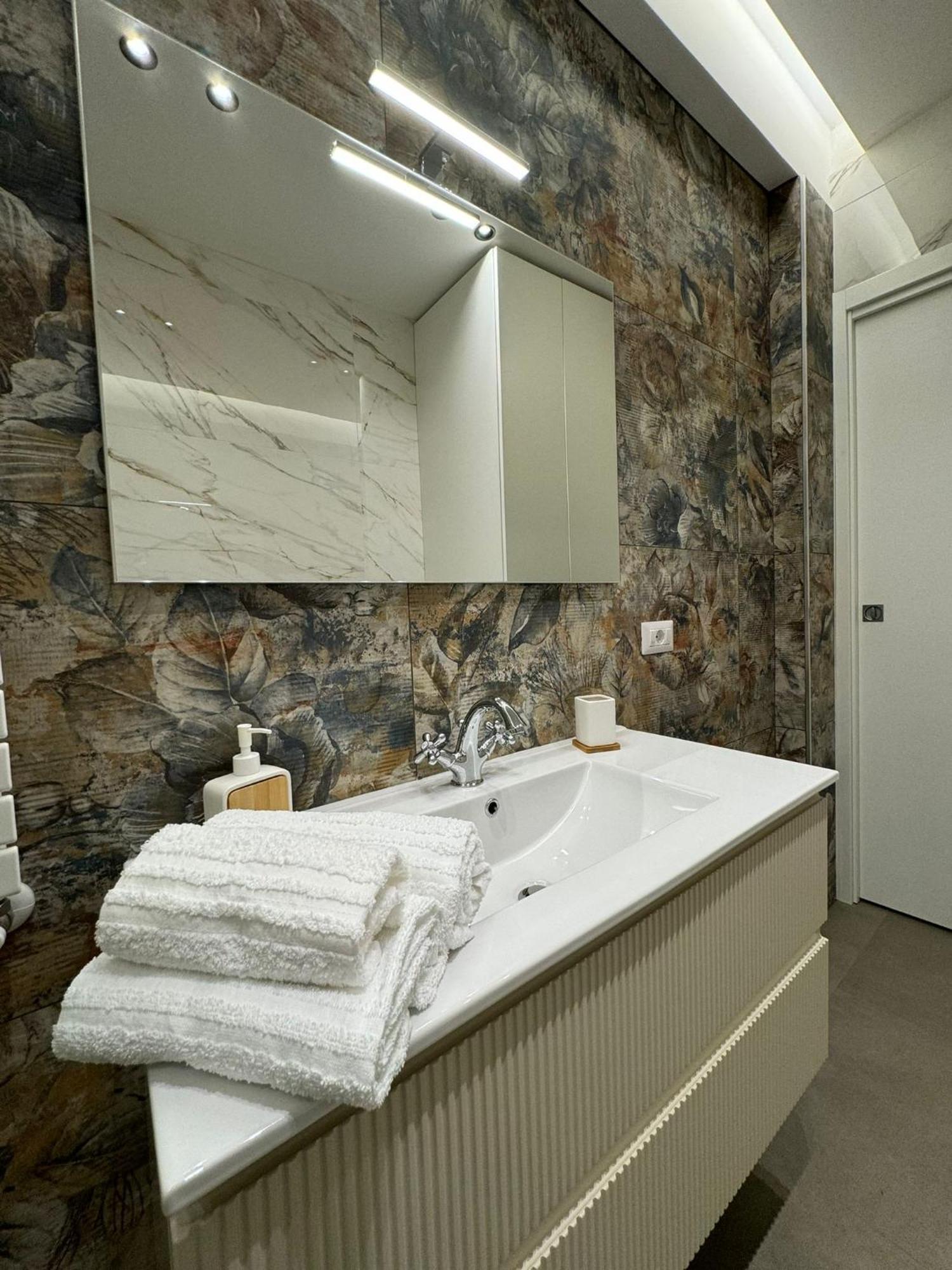 Sole Roman House Bagian luar foto